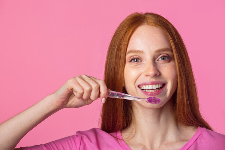 مسواک با سری مسطح